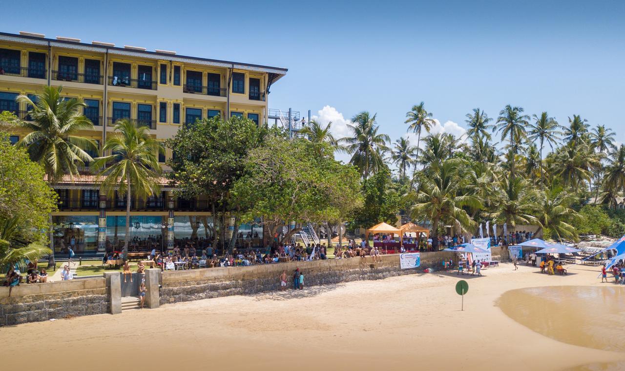 Beach Front Ахангама Экстерьер фото